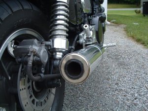 motorcycle exhaust changeover 005.jpg